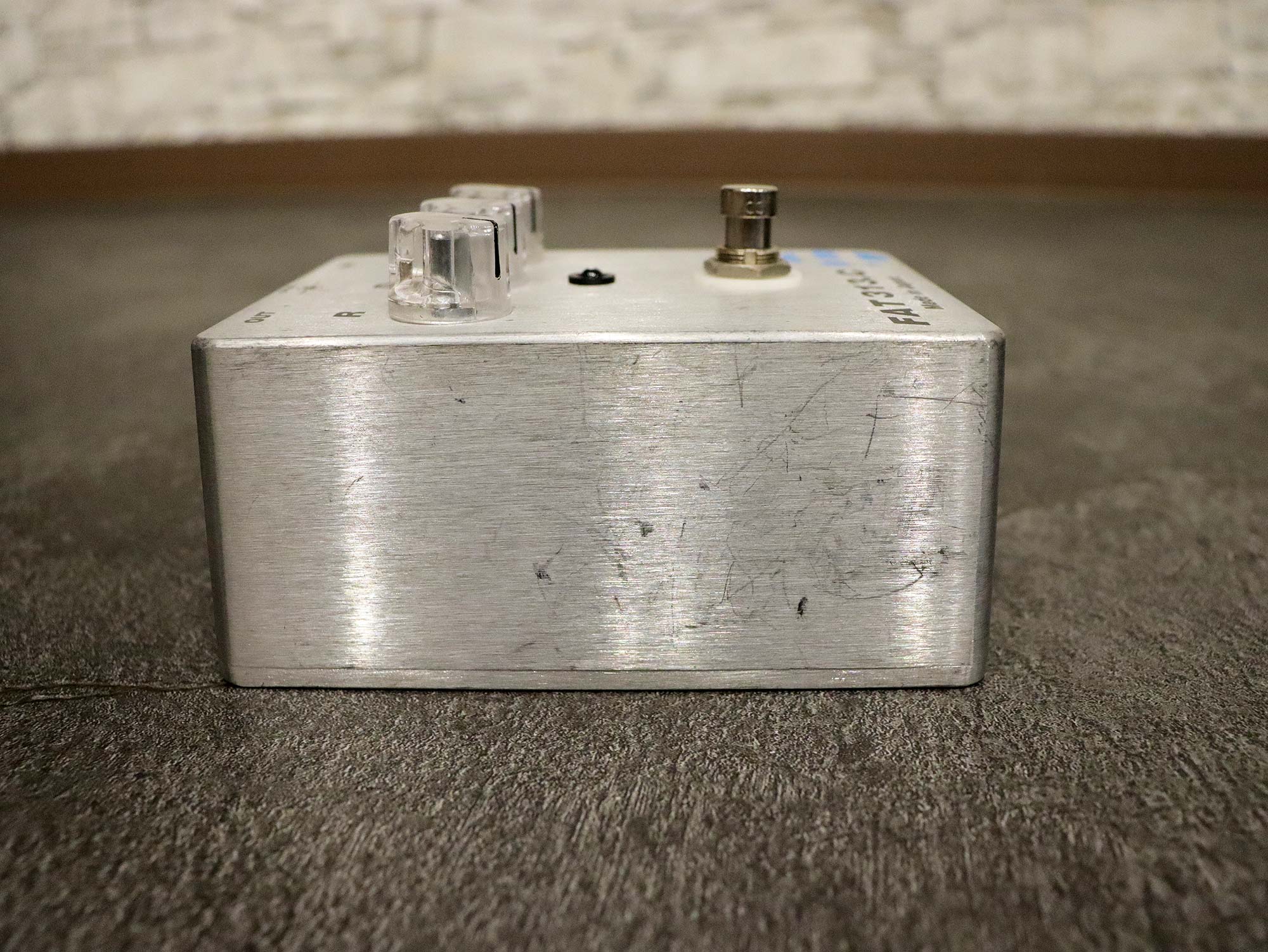 【美品】FAT313C コーラス　fat製キャップ付き　tak bz Yahoo!オークション -「fat」(コーラス) (エフェクター)の落札